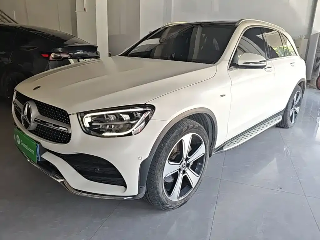 Mercedes-Benz GLC — фото 1