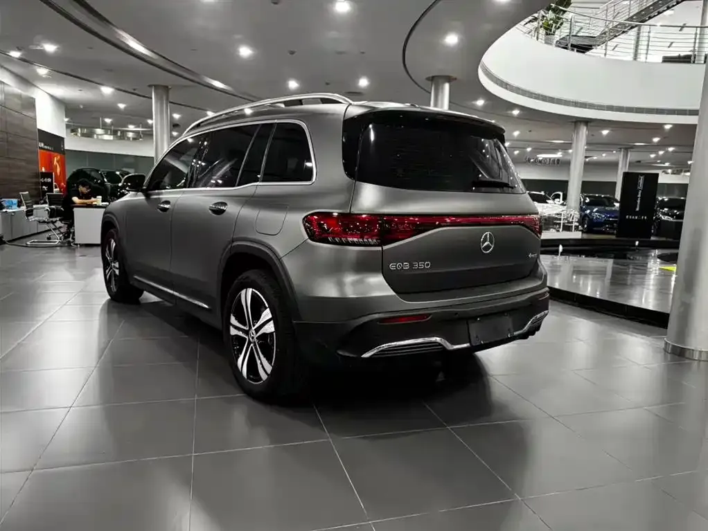 Mercedes-Benz EQB — фото 7