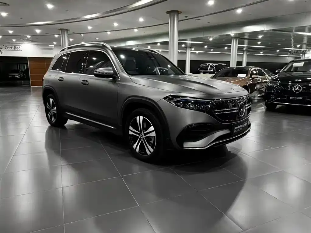 Mercedes-Benz EQB — фото 10