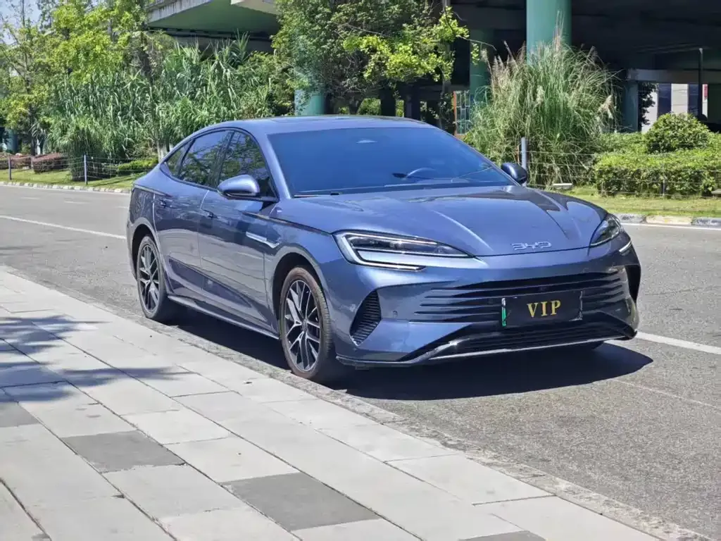 BYD Seal — фото 9