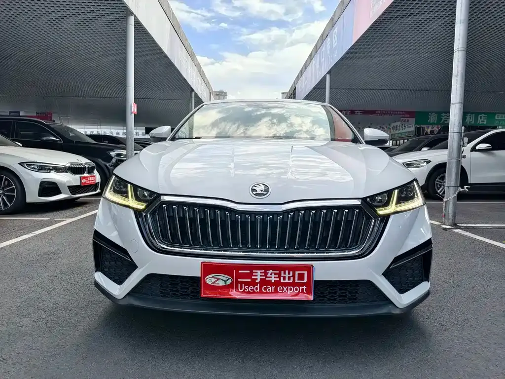 Skoda Octavia — фото 5