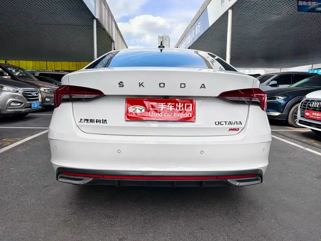 Skoda Octavia — фото 3