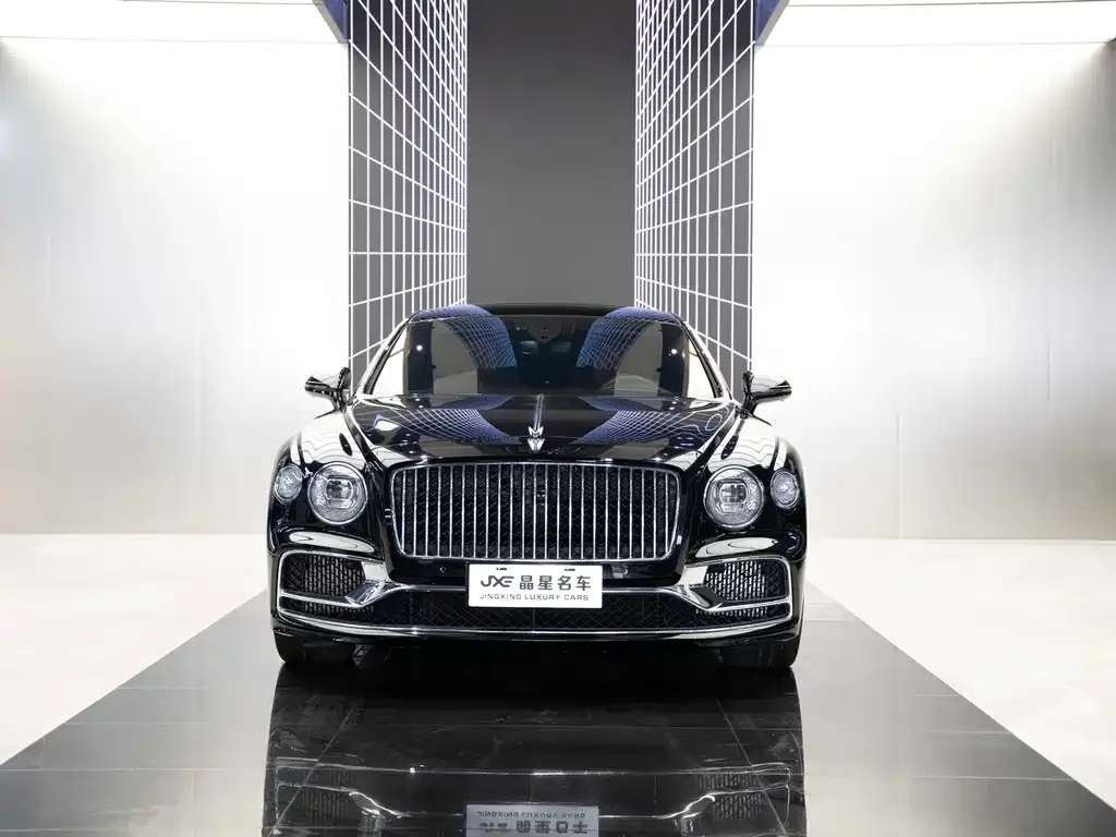 Bentley Flying Spur — фото 9