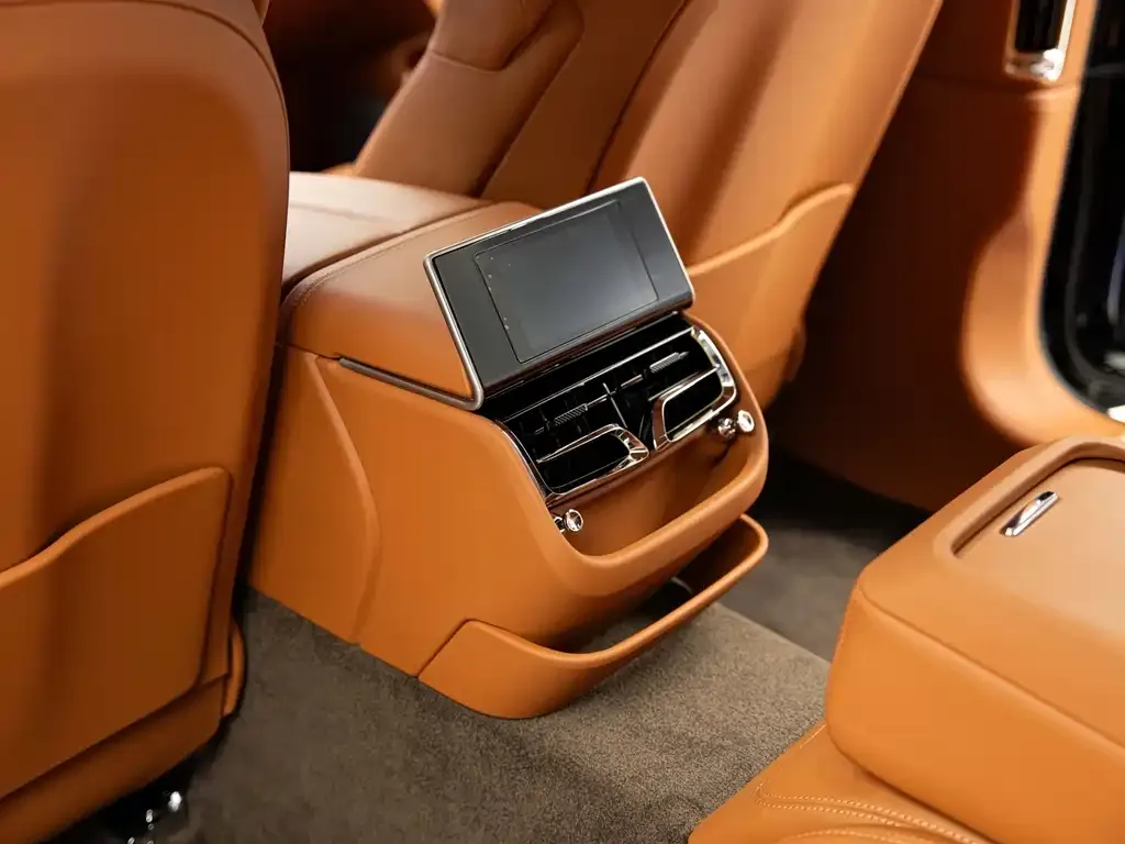 Bentley Flying Spur — фото 6