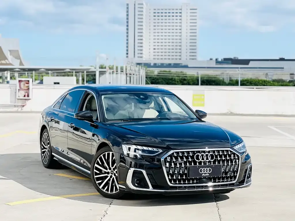 Audi A8 — фото 9