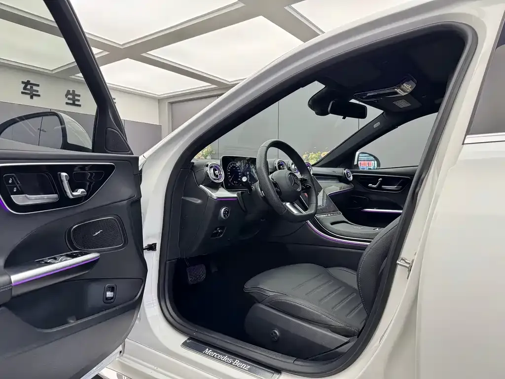 Mercedes-Benz C-Class — фото 2