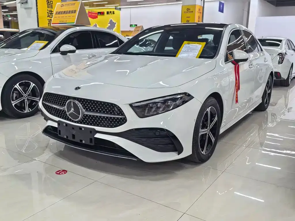 Mercedes-Benz A-Class — фото 1