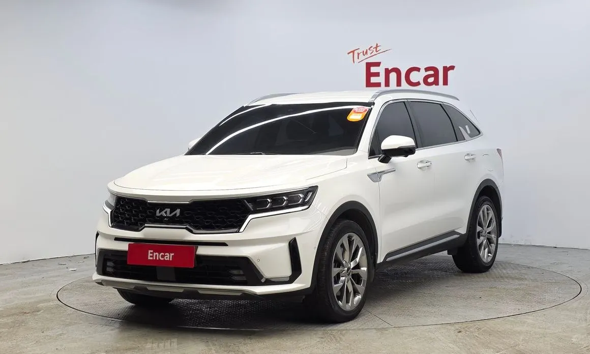Kia Sorento — фото 1