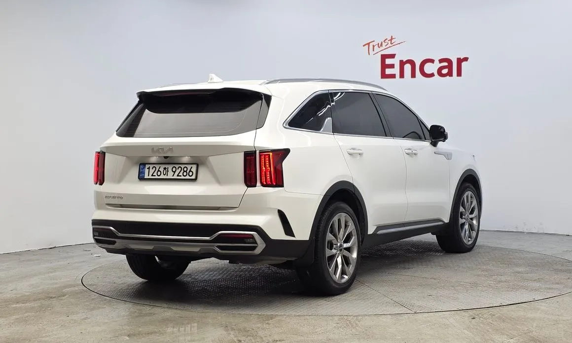 Kia Sorento — фото 3