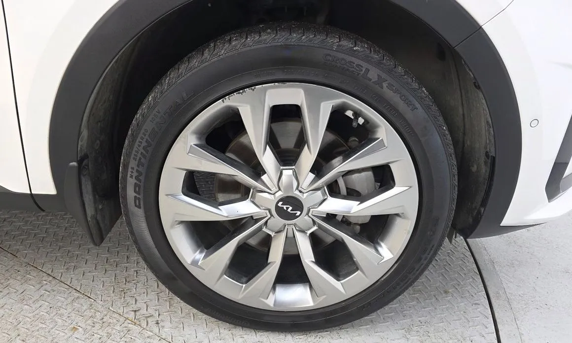 Kia Sorento — фото 8
