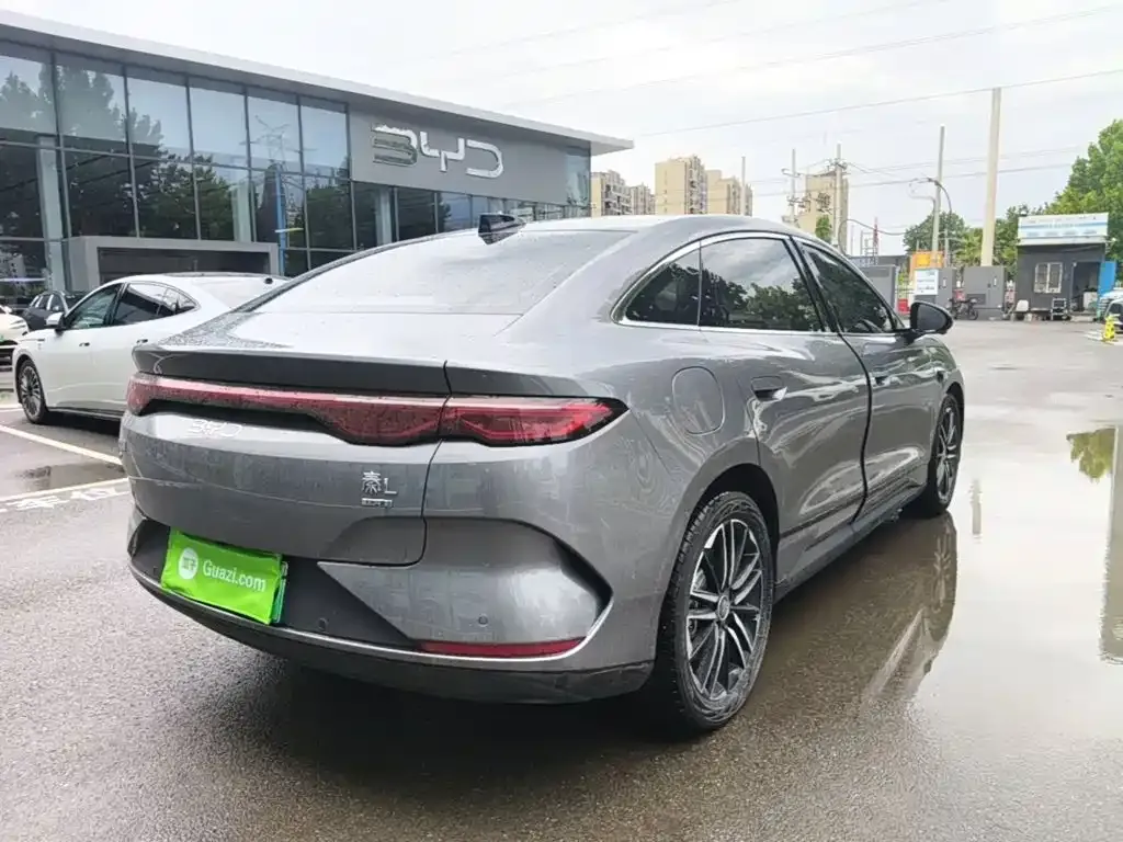 BYD Qin L — фото 4