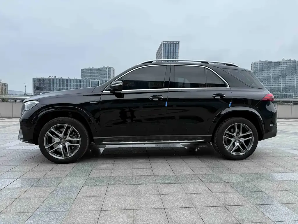 Mercedes-Benz GLE AMG — фото 7