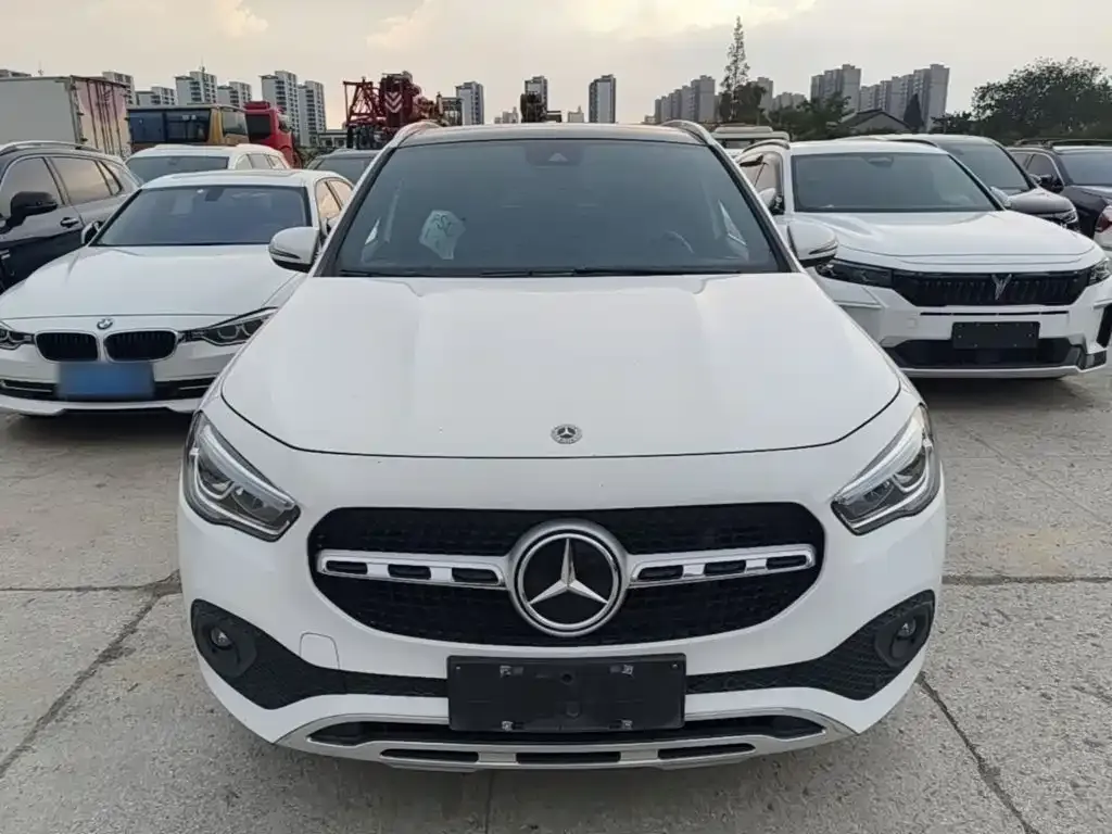 Mercedes-Benz GLA — фото 6