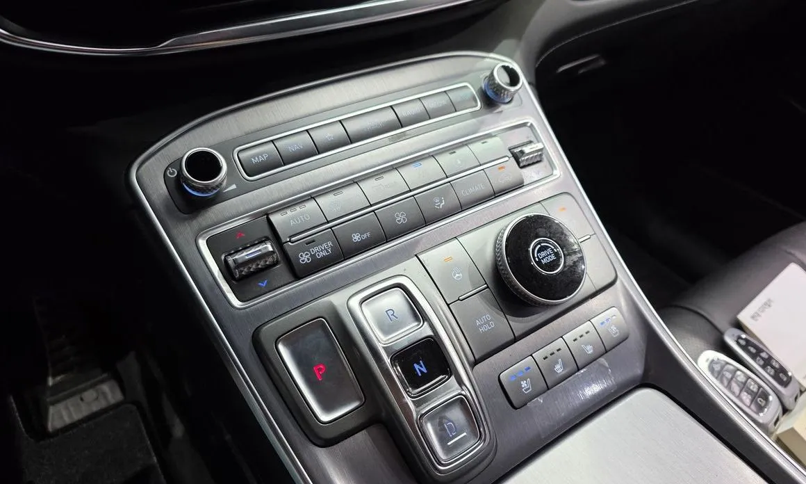 Hyundai Santafe — фото 7