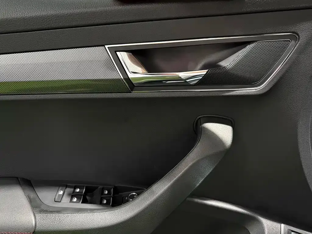 Skoda Karoq — фото 3
