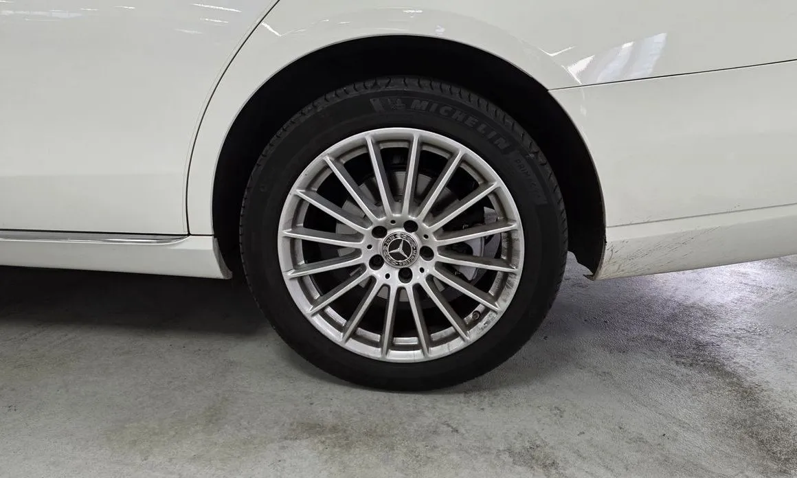 Mercedes-Benz E-Class — фото 10
