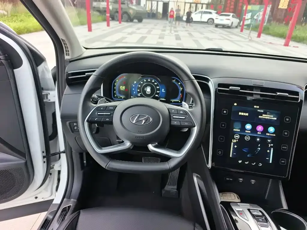 Hyundai Tucson — фото 6