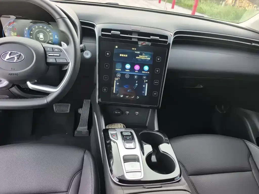 Hyundai Tucson — фото 2