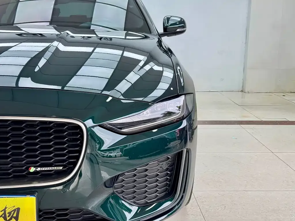 Jaguar XEL — фото 10