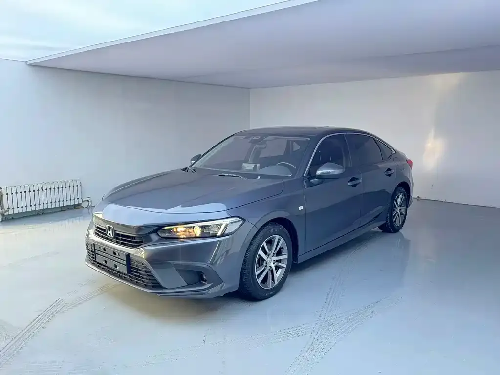 Honda Civic — фото 1