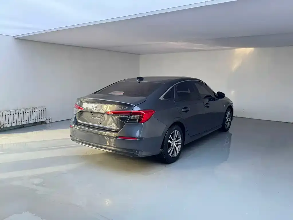 Honda Civic — фото 4