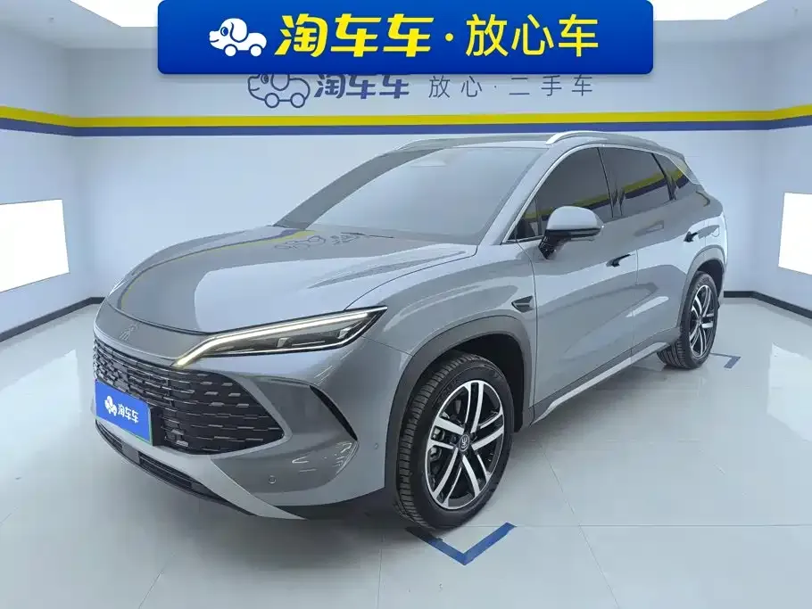 BYD L DM-i — фото 1