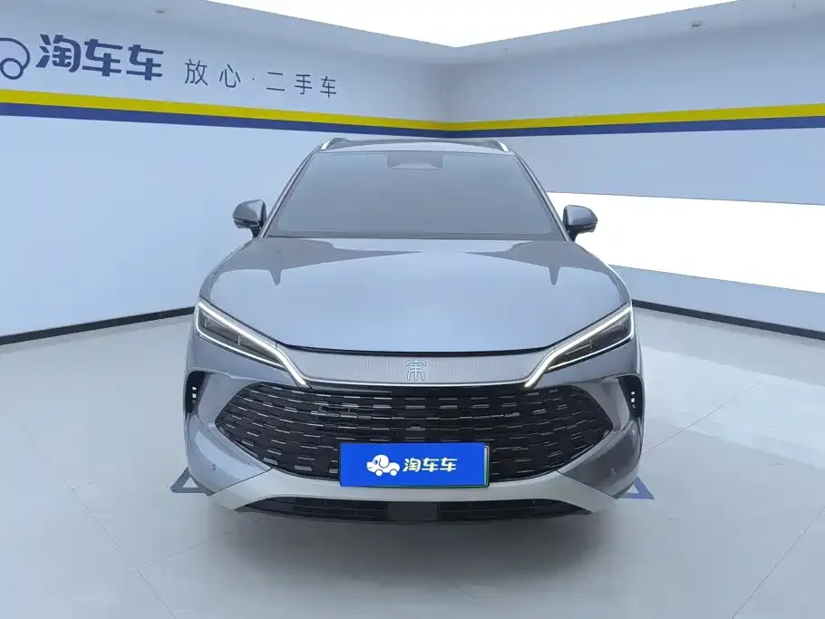 BYD L DM-i — фото 4