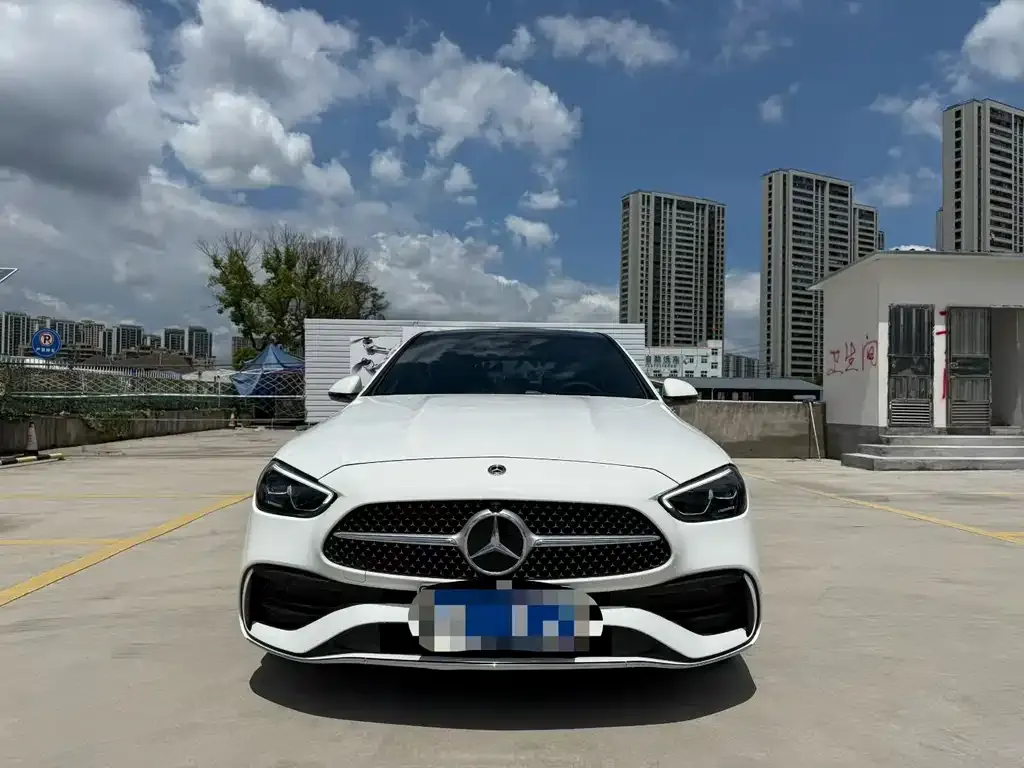 Mercedes-Benz C-Class — фото 1