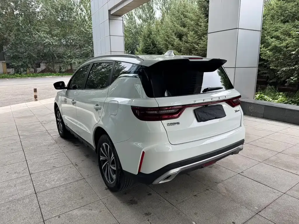 Geely Vision X6 — фото 5