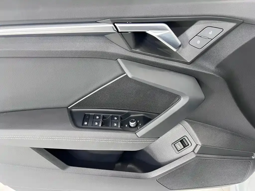 Audi A3 — фото 10