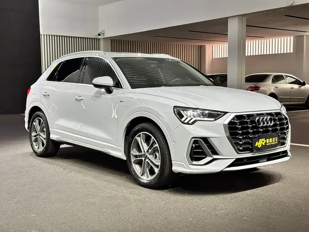 Audi Q3 — фото 5