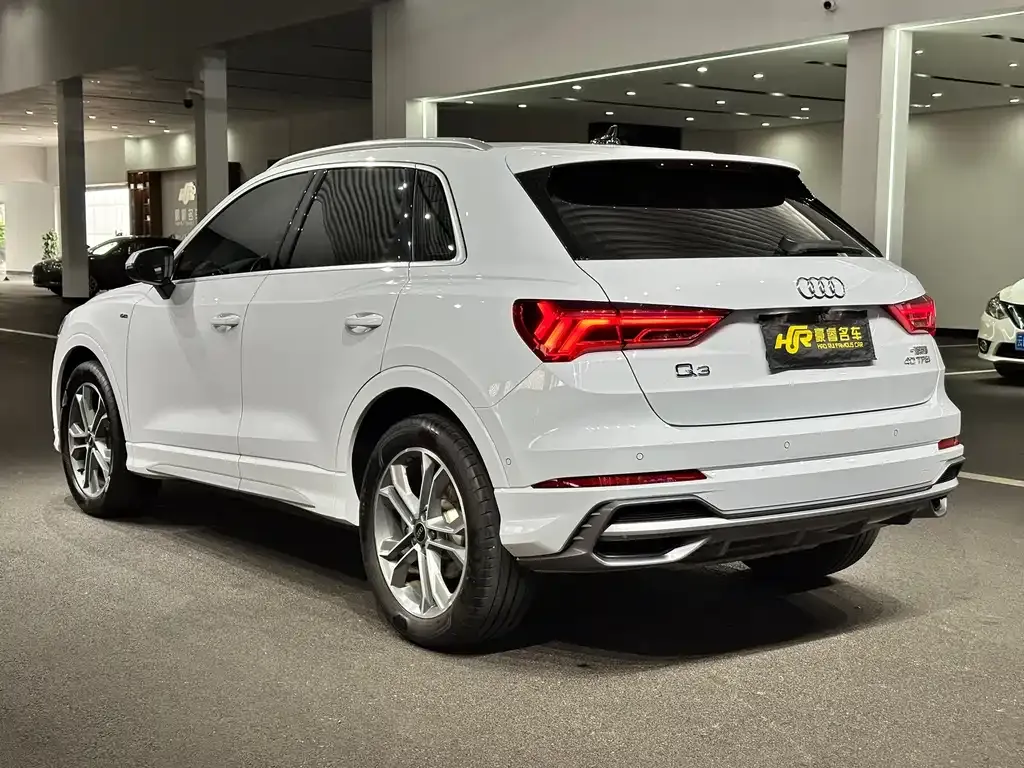 Audi Q3 — фото 4