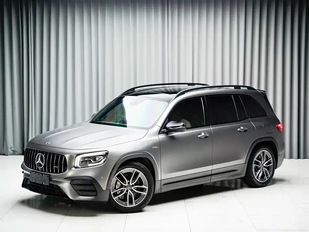 Mercedes-Benz GLB AMG — фото 1