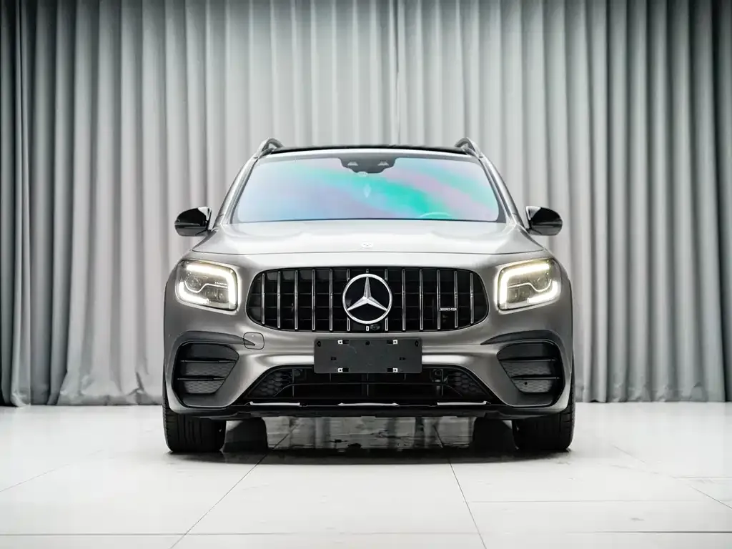 Mercedes-Benz GLB AMG — фото 3