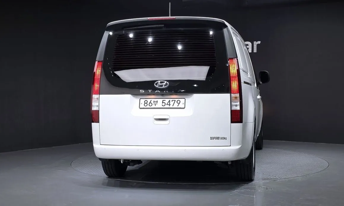 Hyundai Staria — фото 3