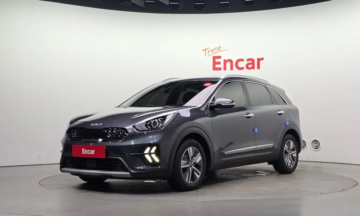 Kia Niro — фото 1