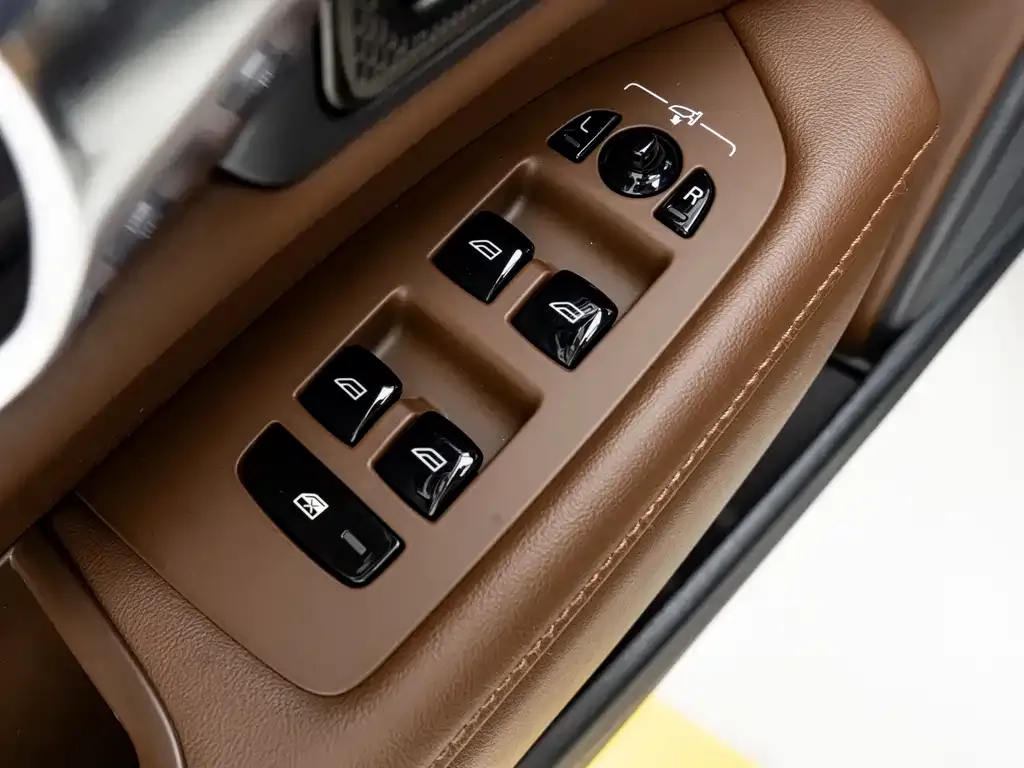 Volvo V90 — фото 10