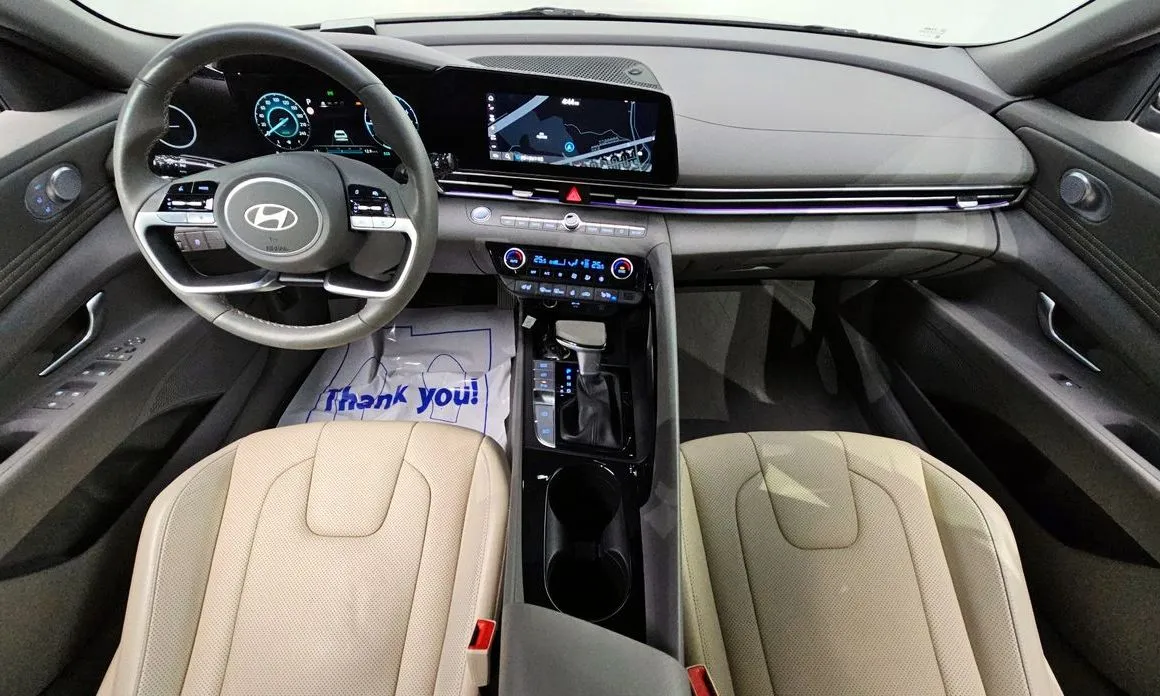 Hyundai AVANTE — фото 6