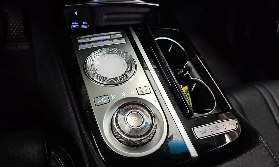 Genesis G80 — фото 7