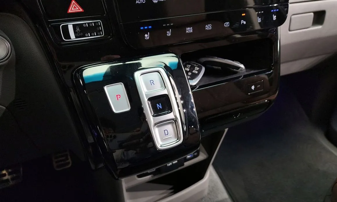 Hyundai Staria — фото 4