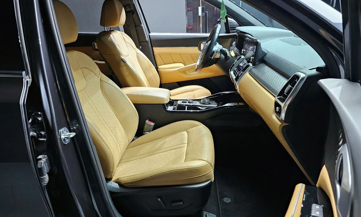 Kia Sorento — фото 8