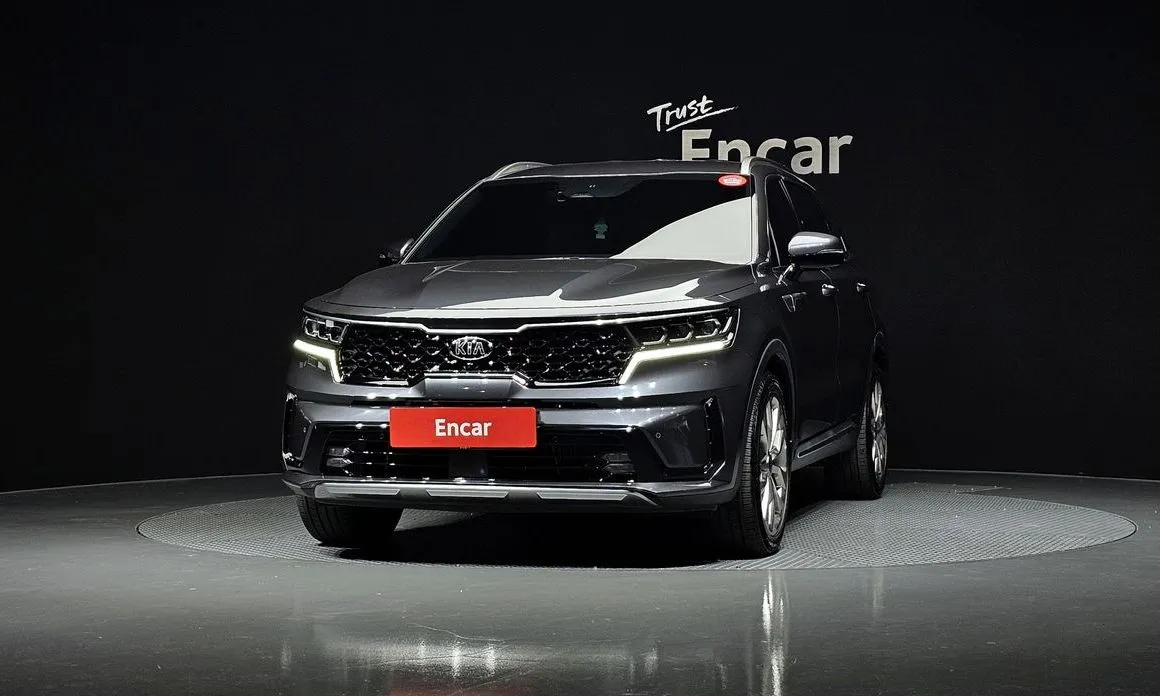 Kia Sorento — фото 5