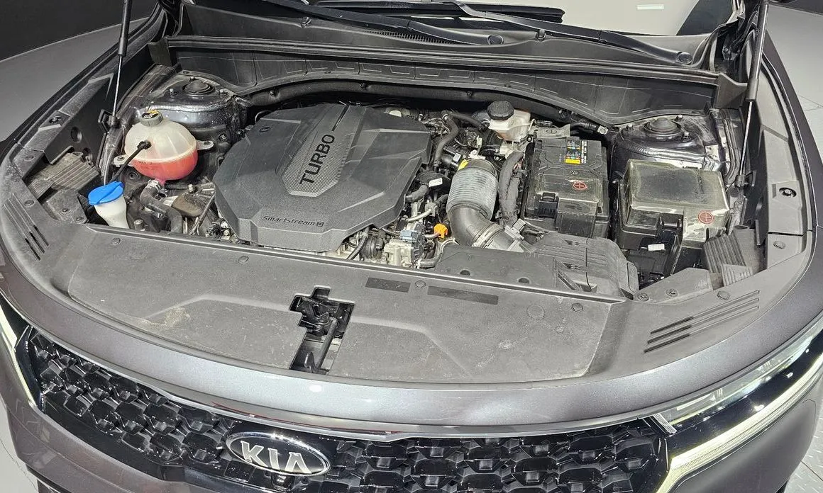 Kia Sorento — фото 9