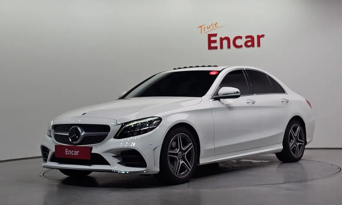 Mercedes-Benz C-Class — фото 1