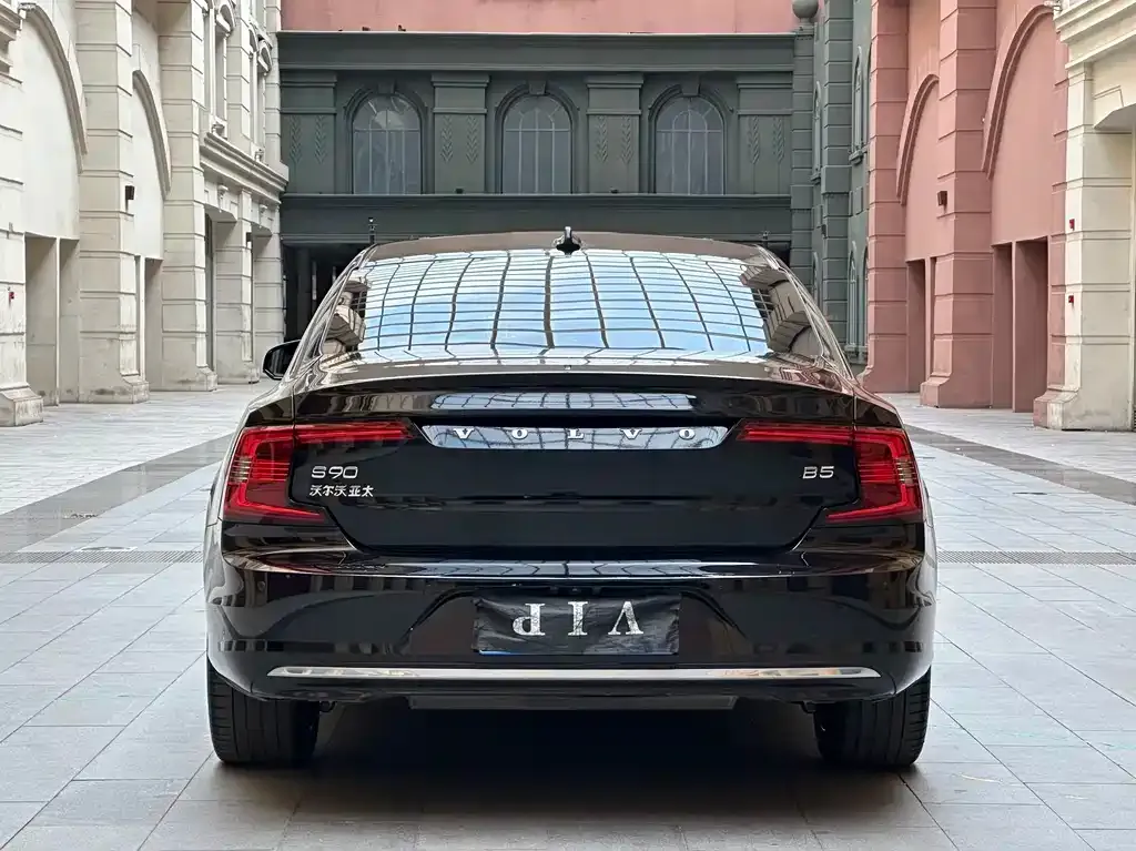 Volvo S90 — фото 5