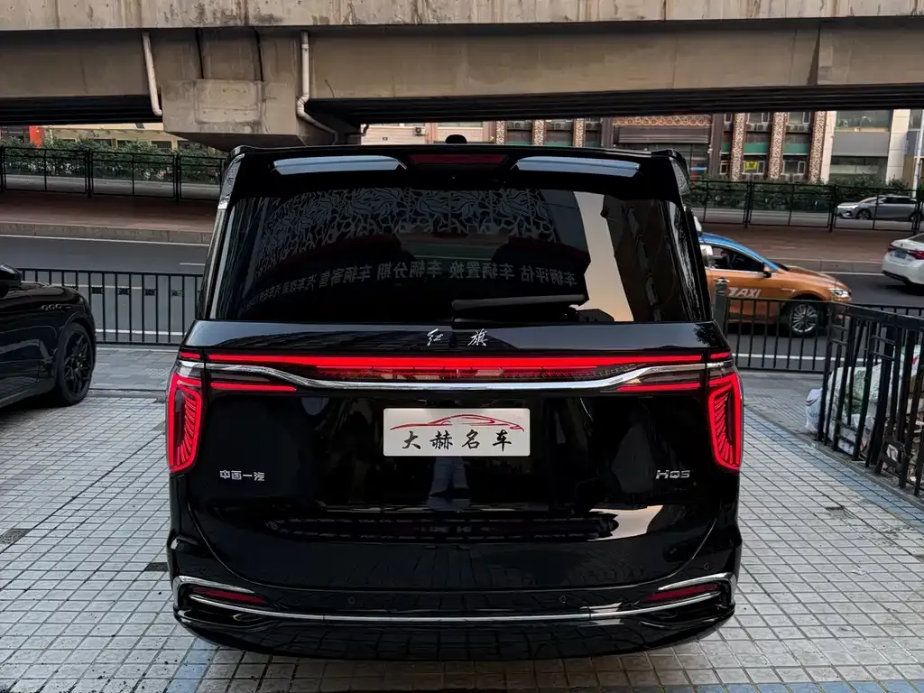 Hongqi HQ9 — фото 6