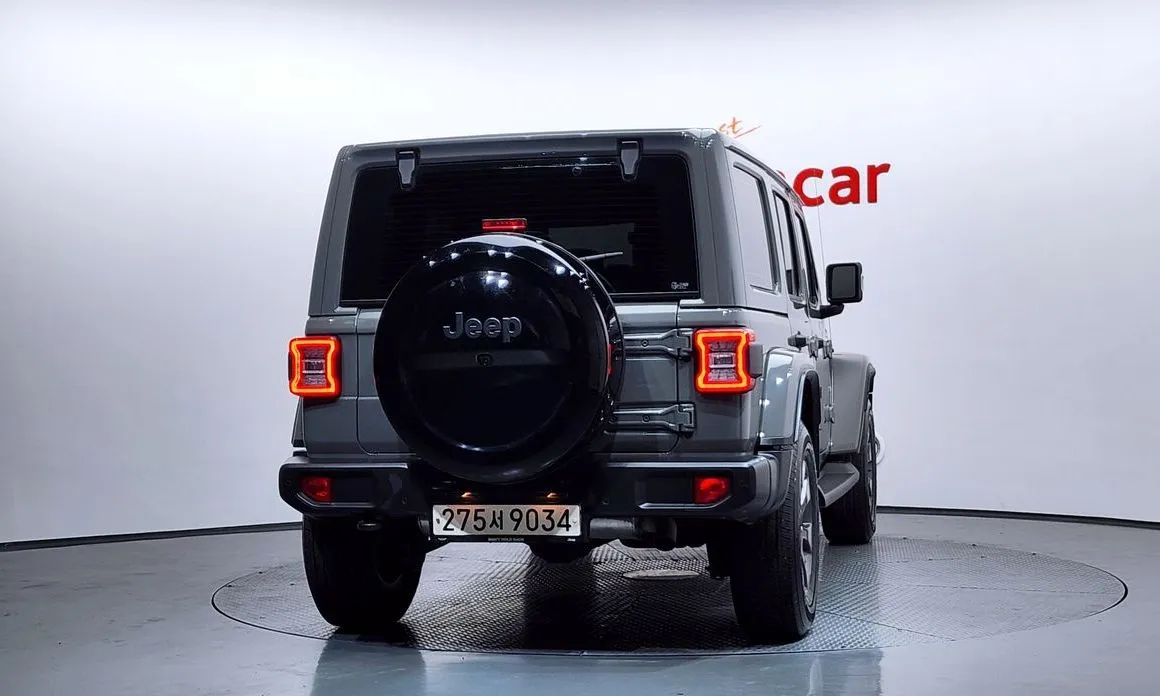 Jeep Wrangler — фото 7