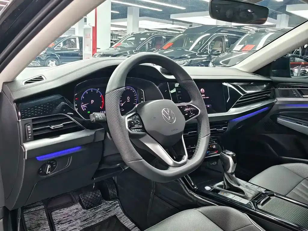 Volkswagen Passat — фото 7