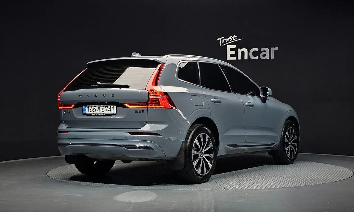 Volvo XC60 — фото 3