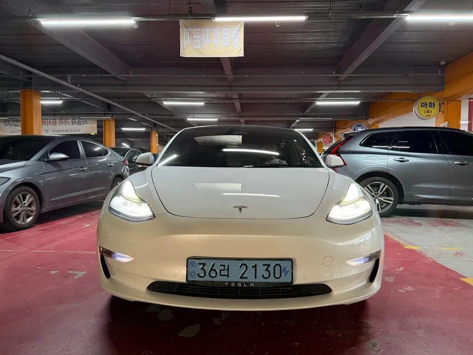 Tesla Model 3 — фото 8